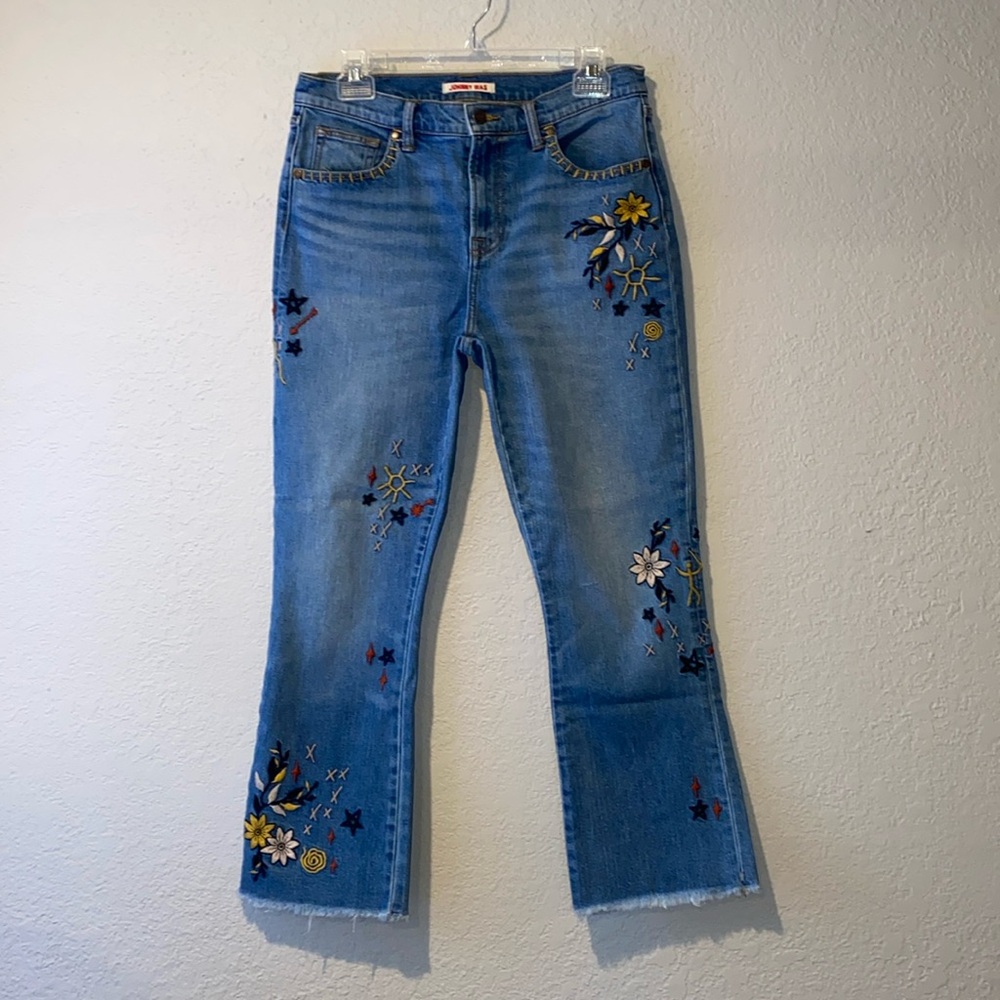 Johnny Was Embroidered Jeans size 28
